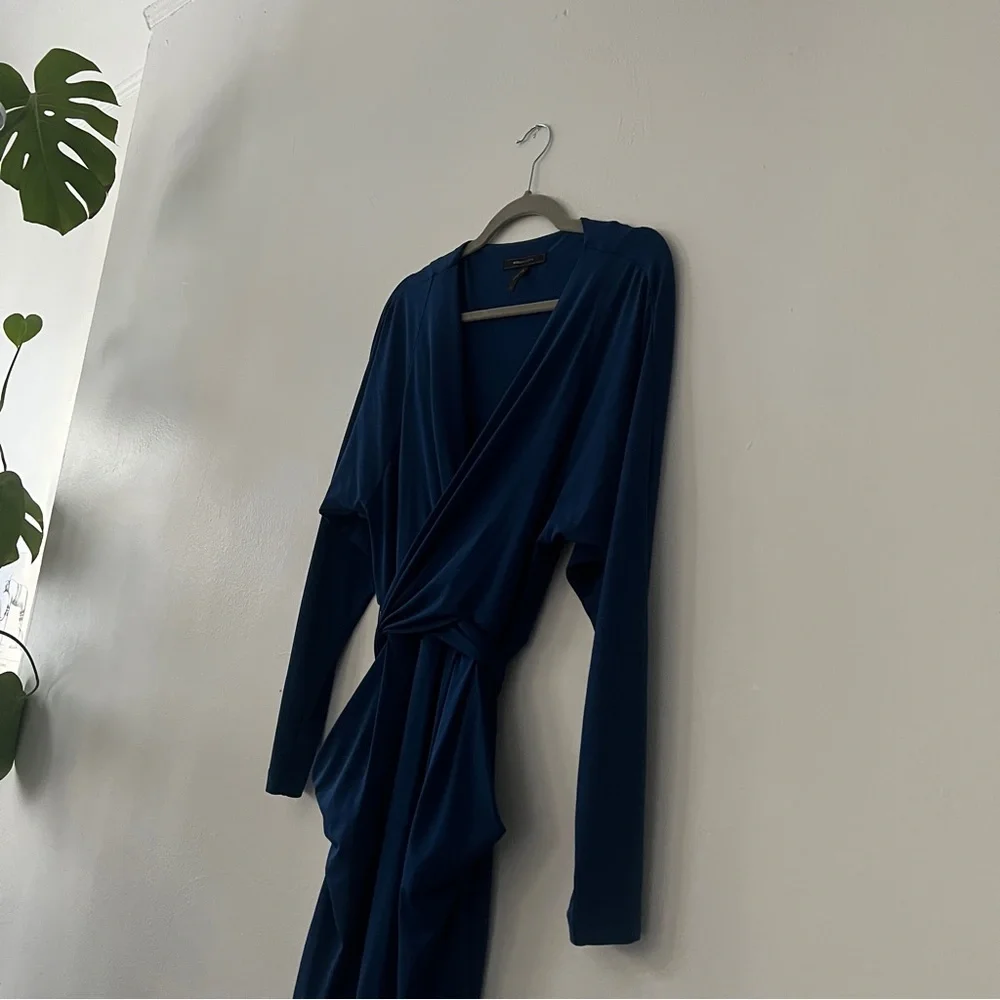 BCBGMaxAzria midnight blue Wrap-Style Long Sleeve Dress M - Picture 6 of 9